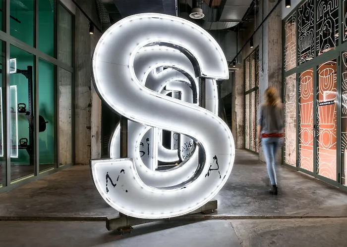 The Social Hub 4* 마스트리흐트