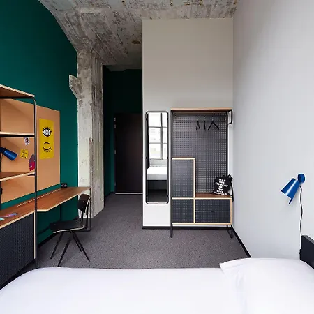 The Social Hub Hotel 4*