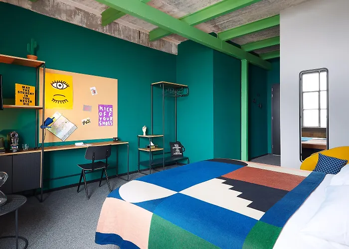 The Social Hub Hotel 4*